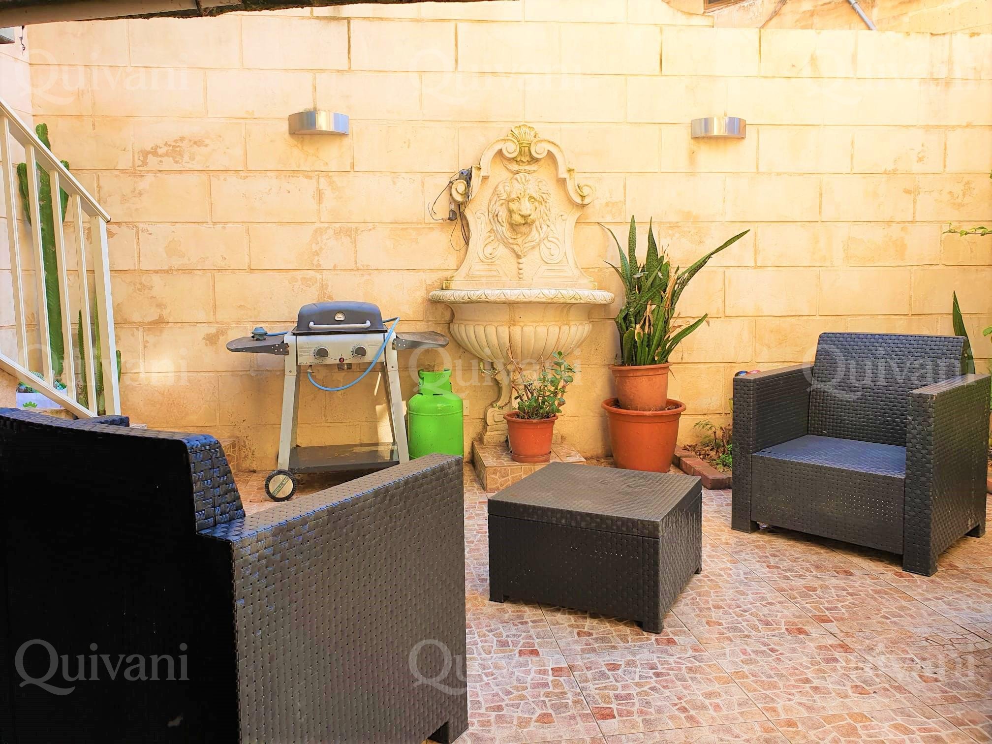 Gzira, Furnished Maisonette
