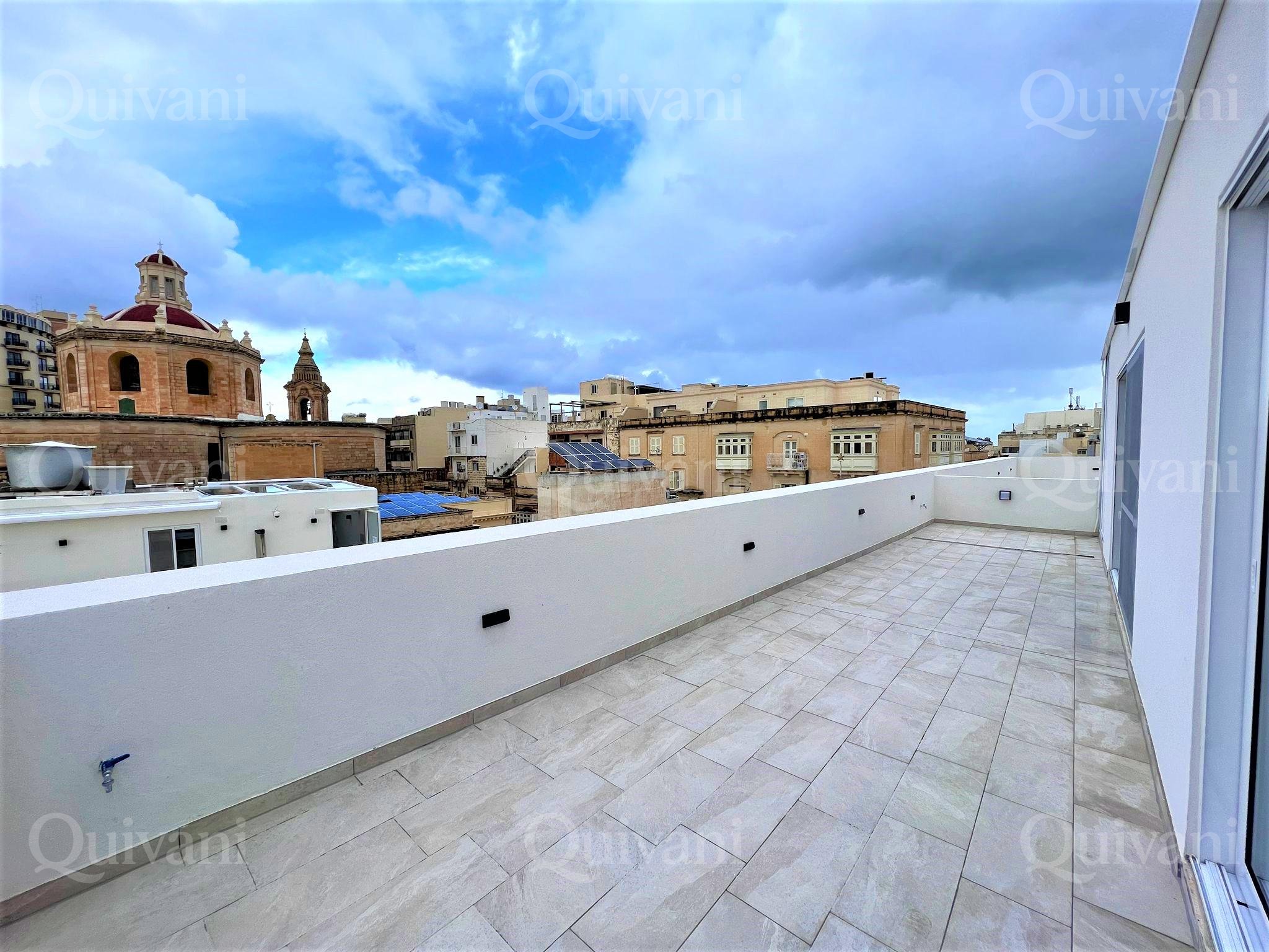 Sliema, Furnished Penthouse
