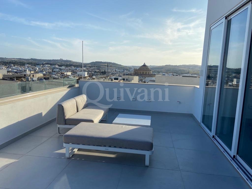 Mosta, Furnished Penthouse