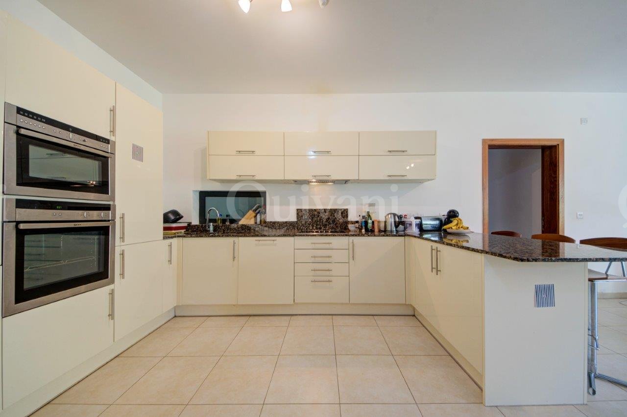 Pendergardens, Furnished Apartment