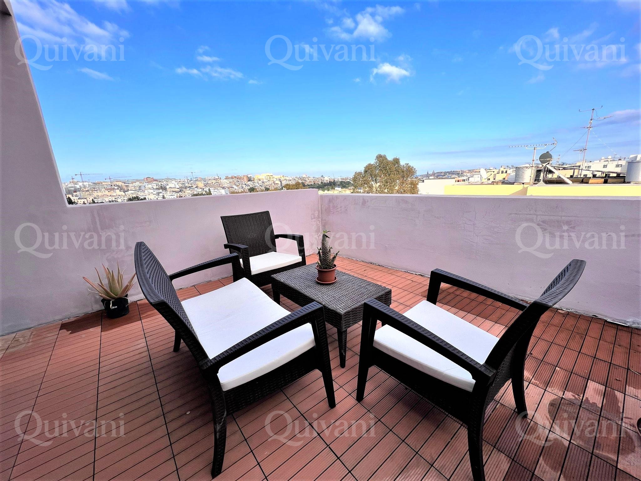Santa Venera, Furnished Penthouse
