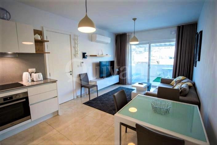 Gzira, Furnished Penthouse