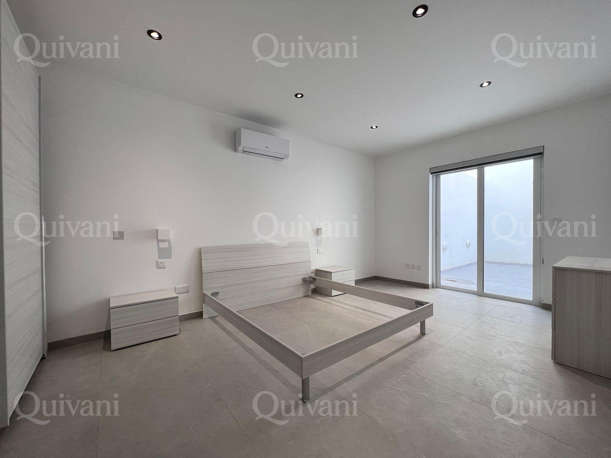 Swieqi, Furnished Maisonette
