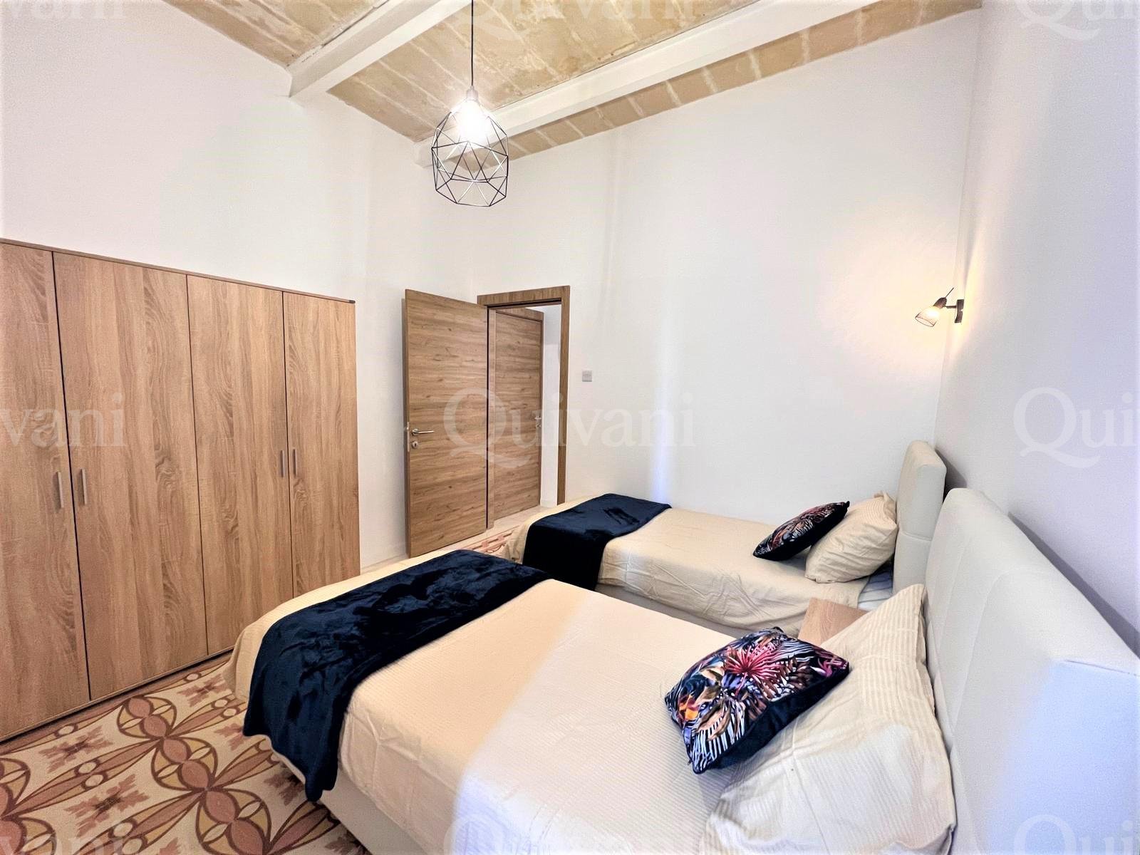 Santa Venera, Furnished Apartment