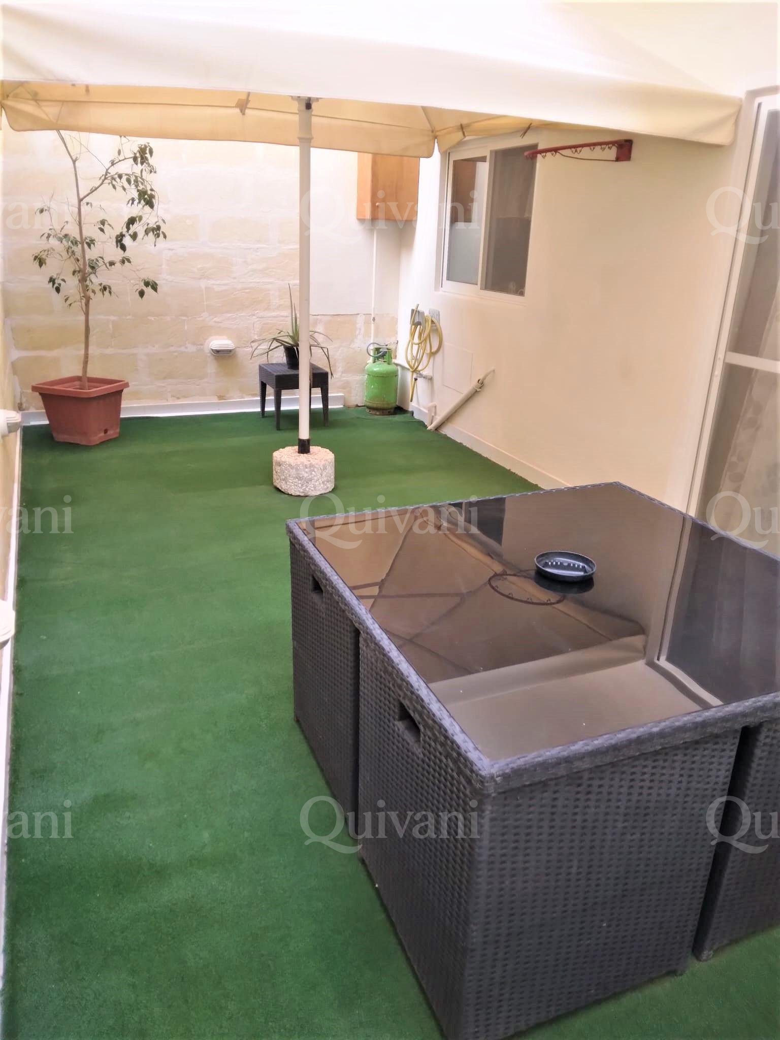 Birzebbugia, Furnished Townhouse