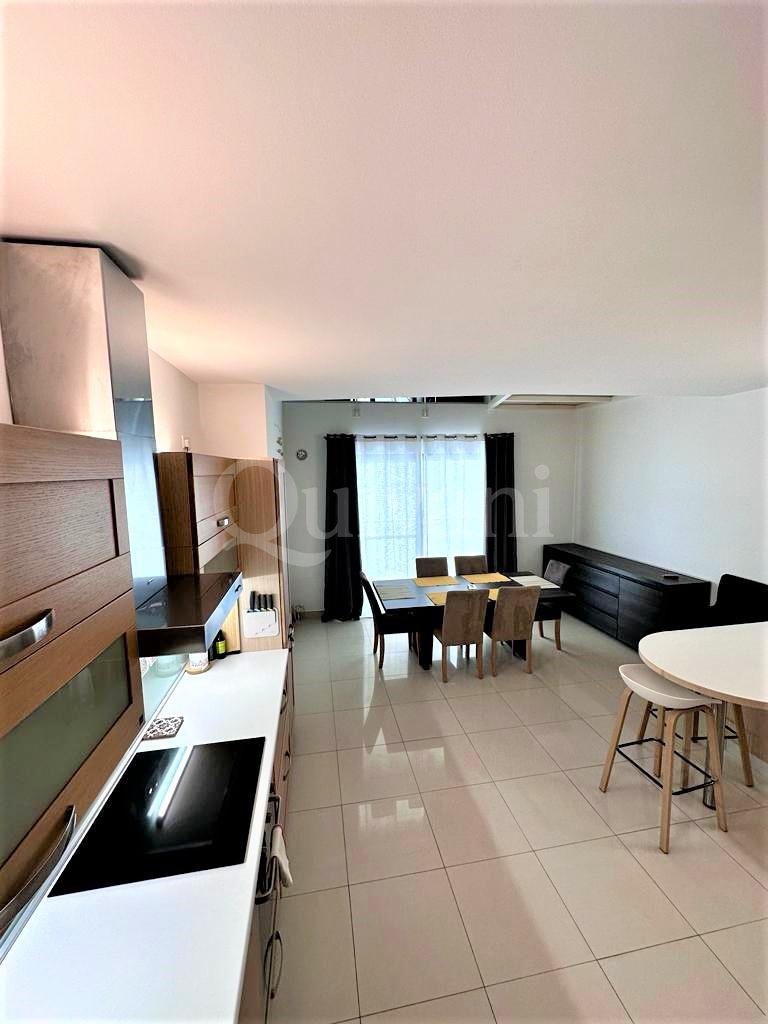 Bahar ic-Caghaq, Furnished Duplex Apartment