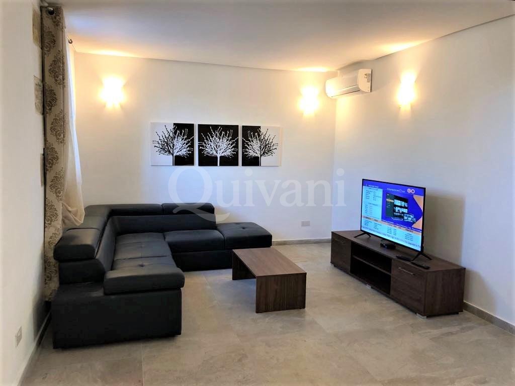 Zejtun, Furnished Villa