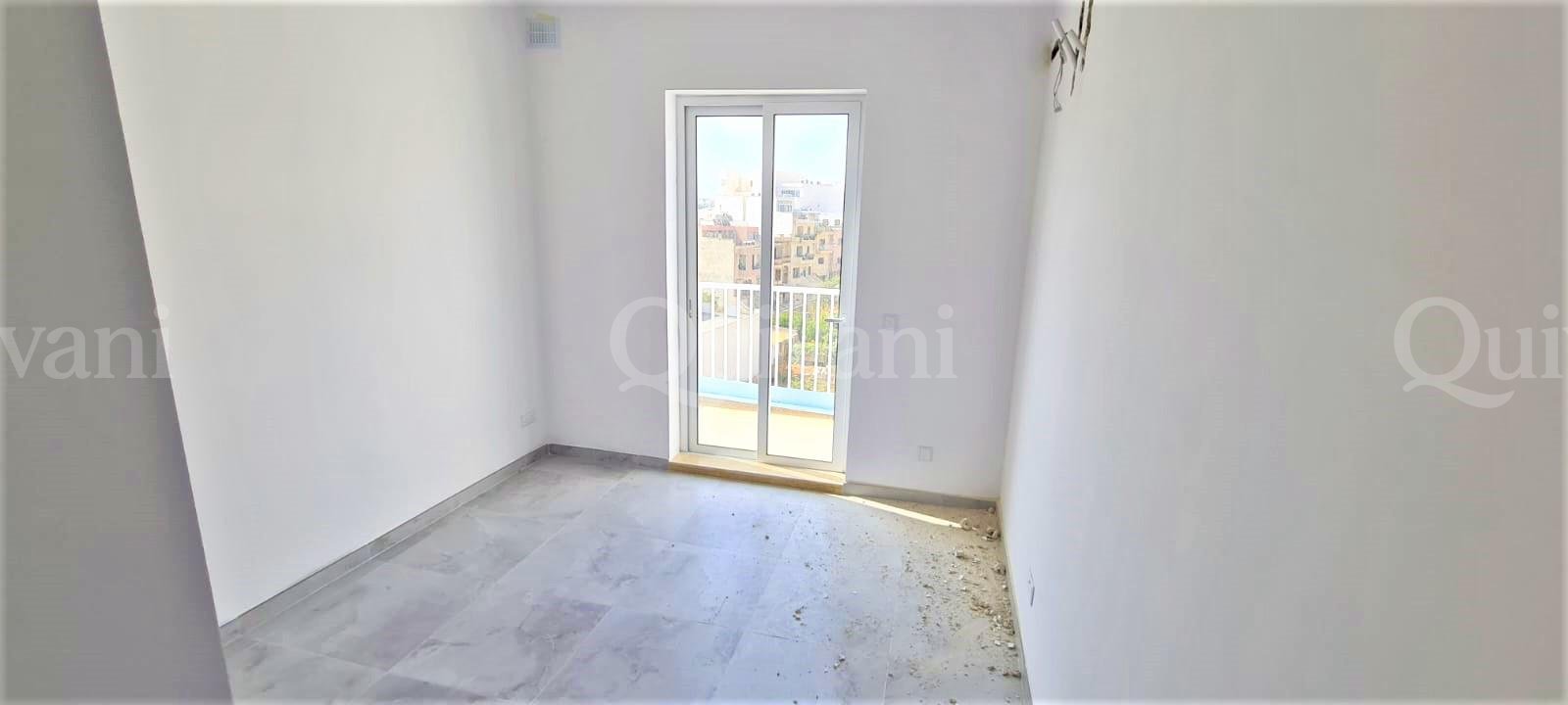 Swieqi, Furnished Penthouse