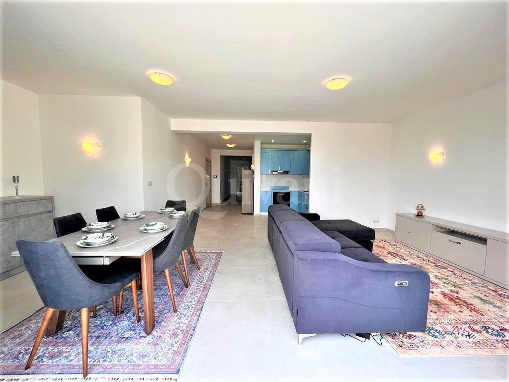 Swieqi, Furnished Penthouse