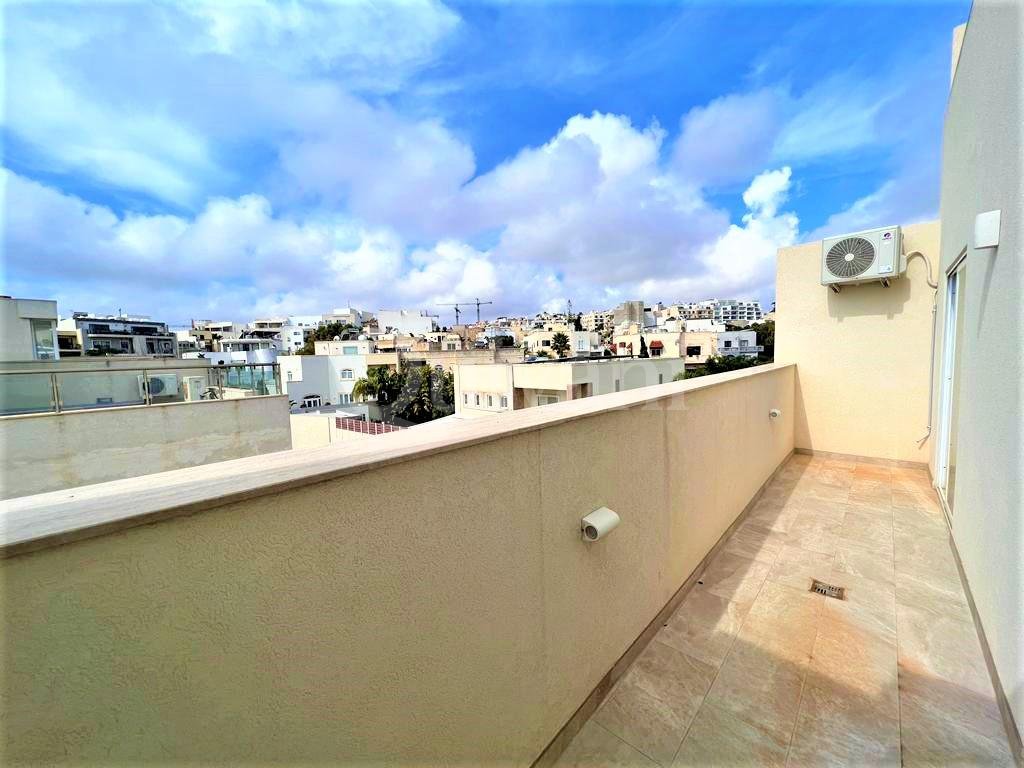 Swieqi, Furnished Penthouse