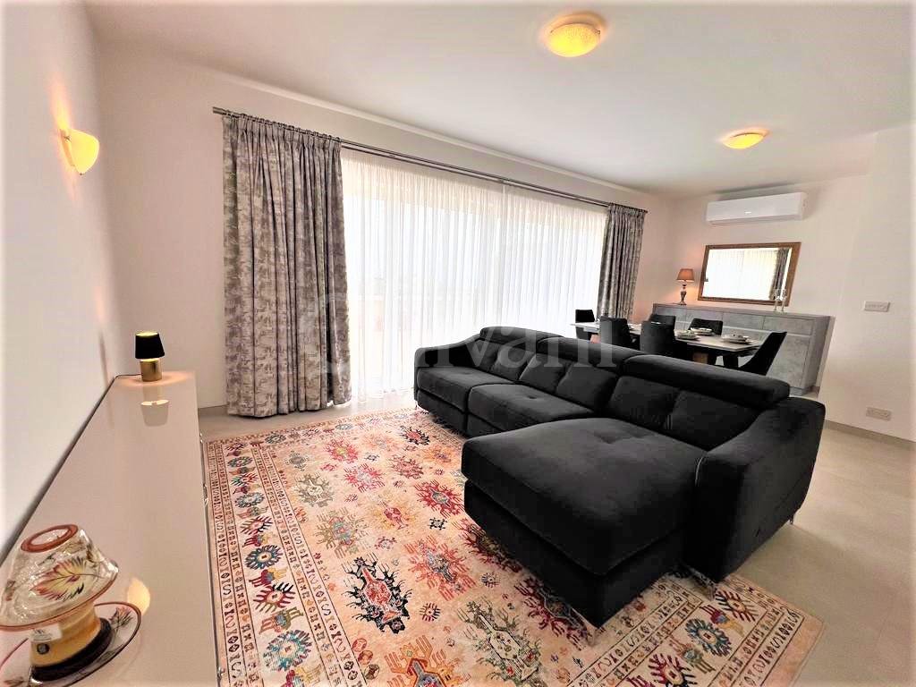 Swieqi, Furnished Penthouse