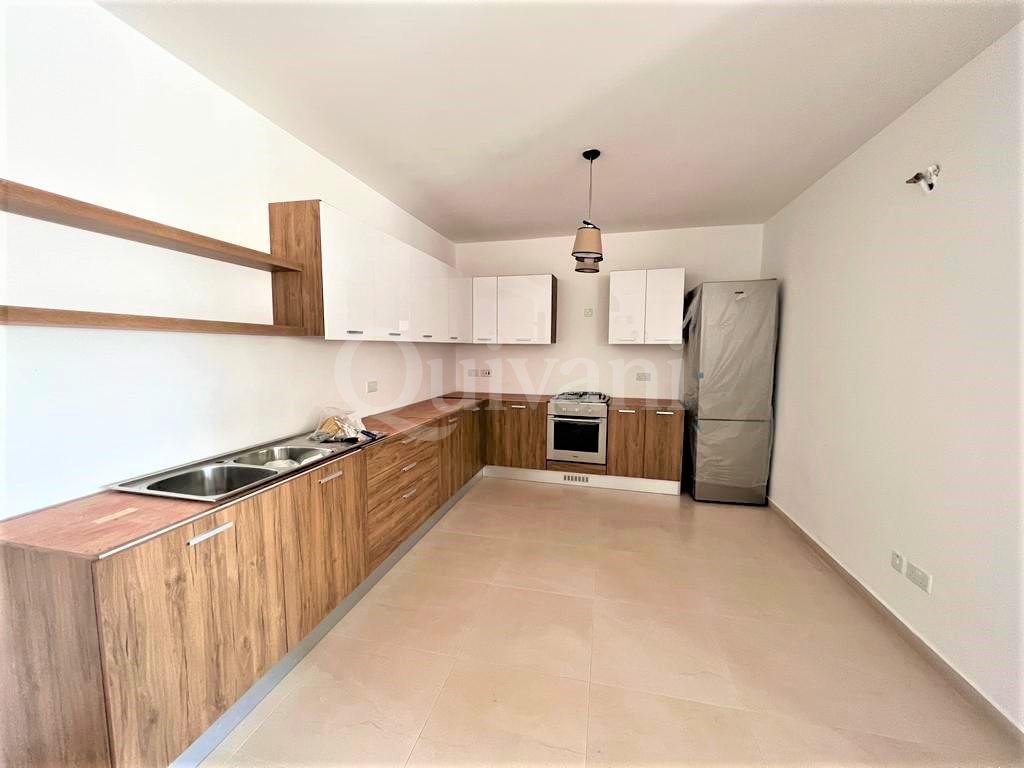 Zebbiegh, Furnished Maisonette