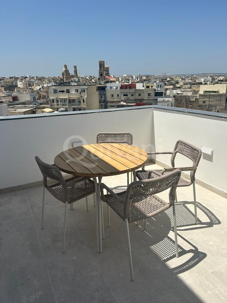Pieta, Furnished duplex Penthouse