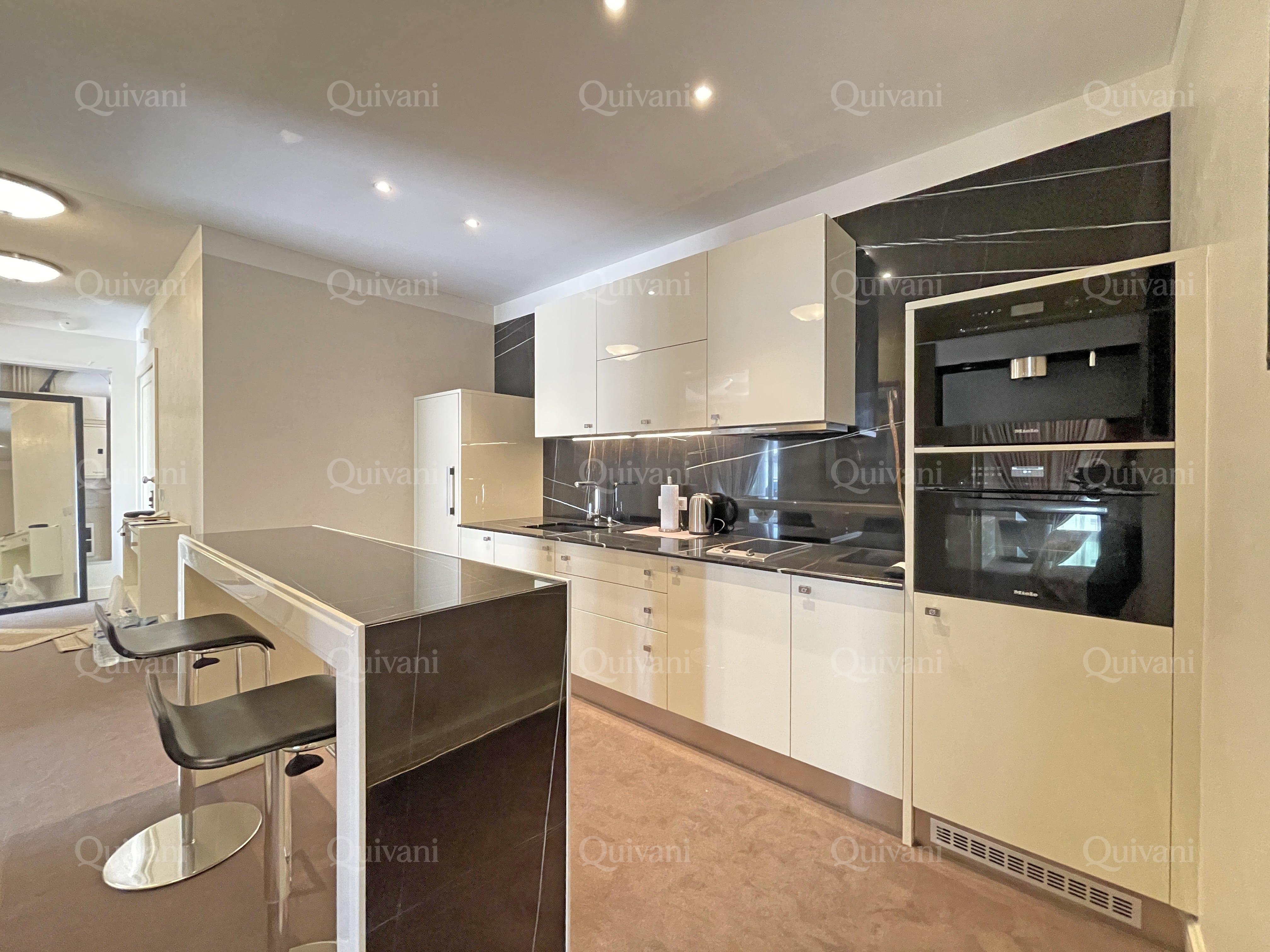 Pendergardens, Furnished Penthouse