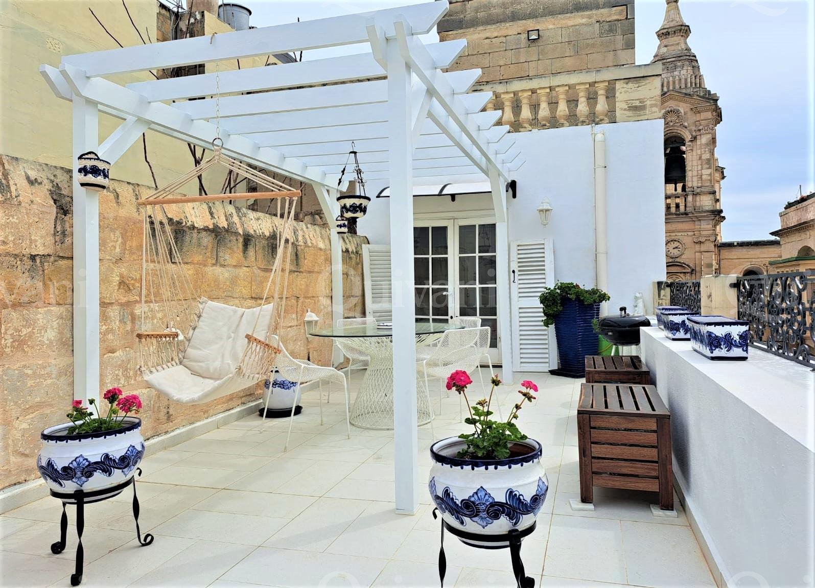 Sliema, Furnished Townhouse