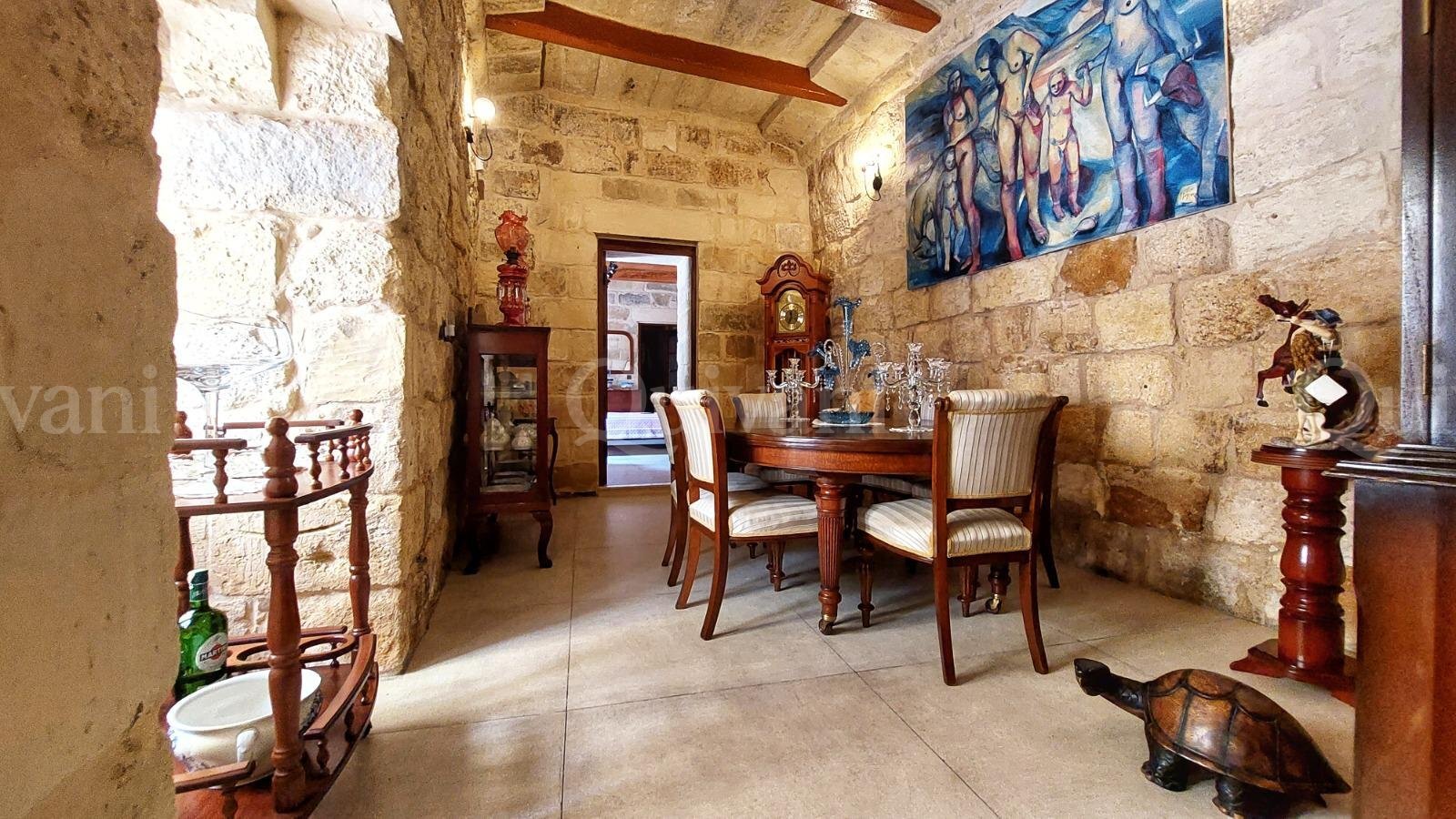 Zejtun, Furnished House of Character
