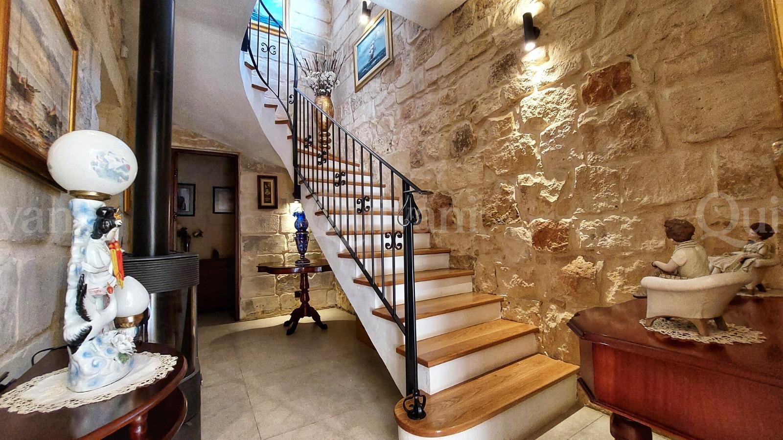 Zejtun, Furnished House of Character