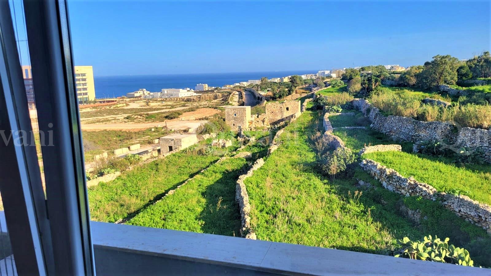 Kalkara, Furnished Penthouse