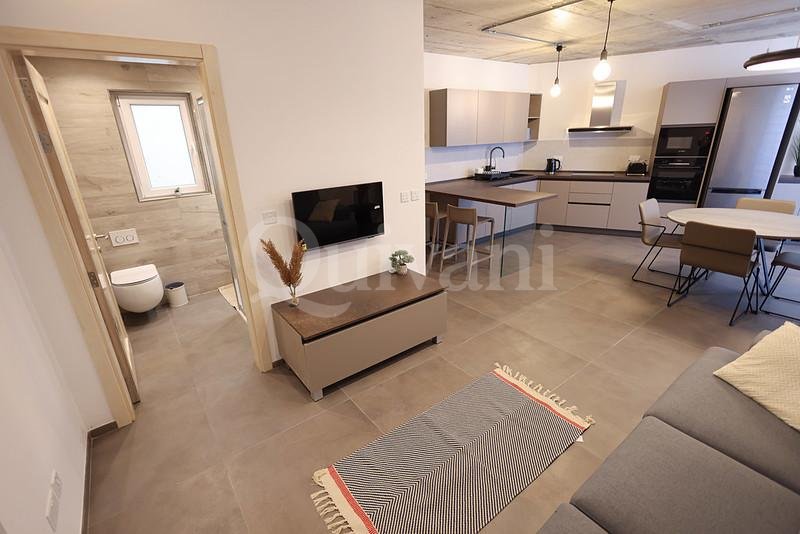 Ta'' Xbiex, Furnished Apartment