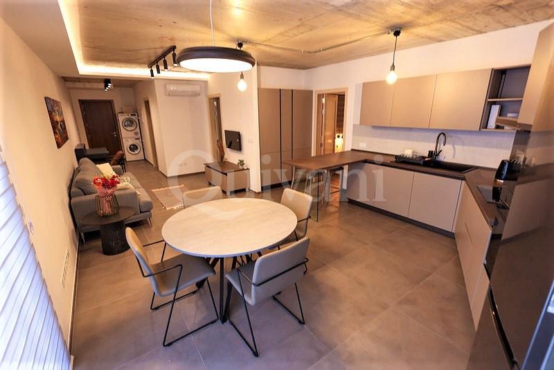 Ta'' Xbiex, Furnished Apartment