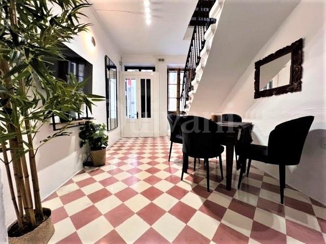 Valletta, Furnished Maisonette