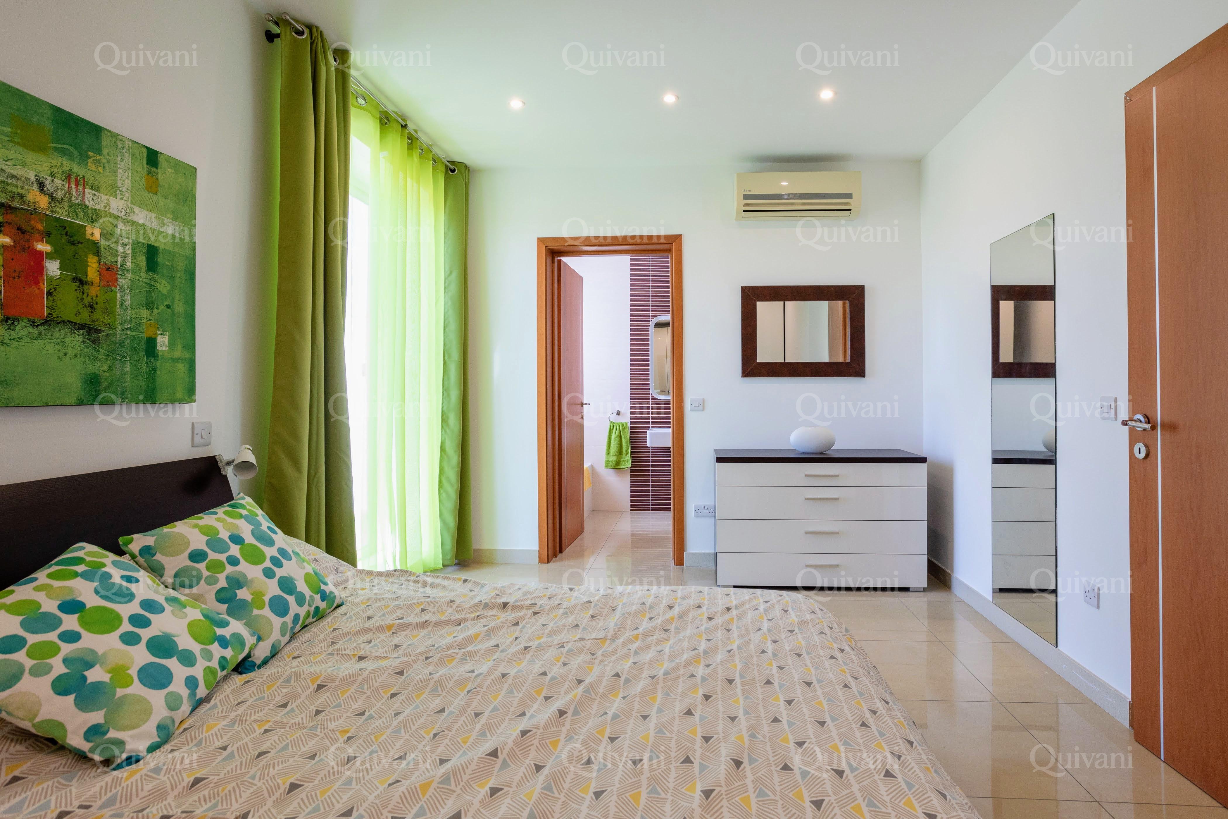 Gzira, Furnished Penthouse