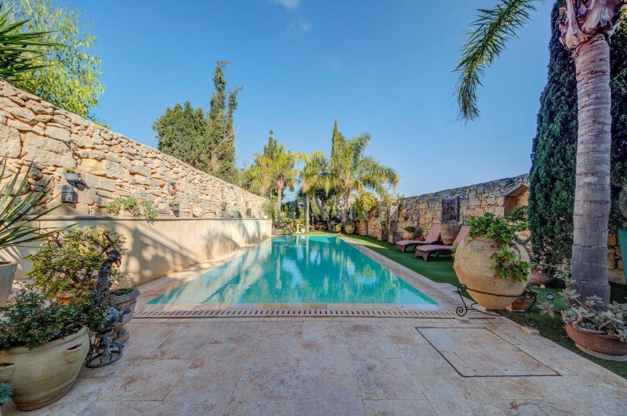 Naxxar, Finished House of Character