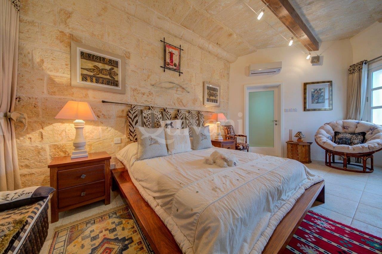 Naxxar, Finished House of Character