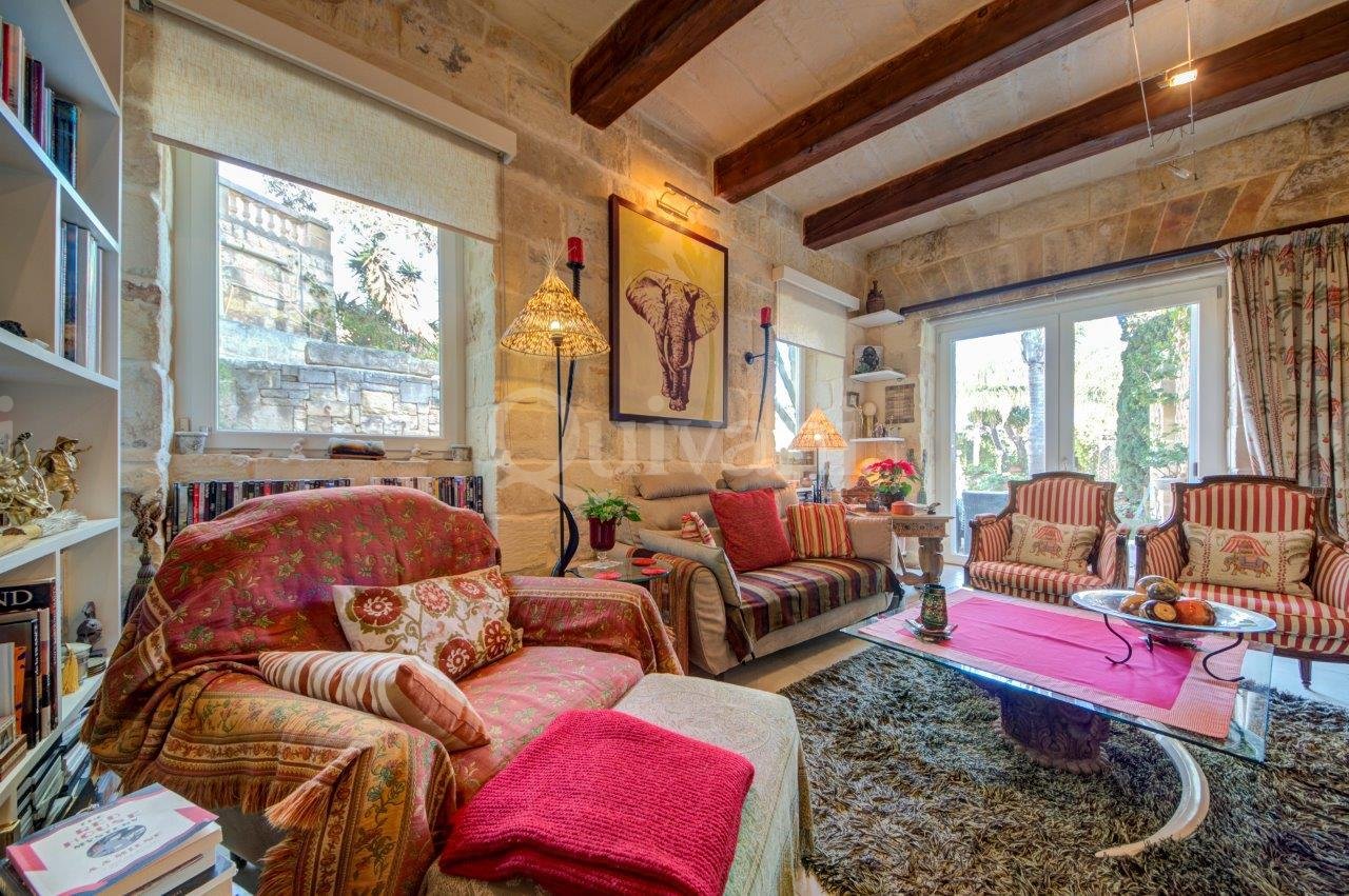 Naxxar, Finished House of Character