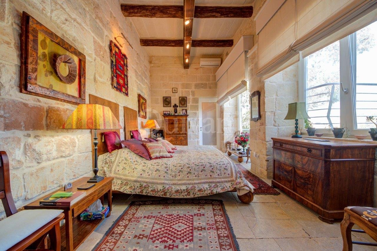 Naxxar, Finished House of Character
