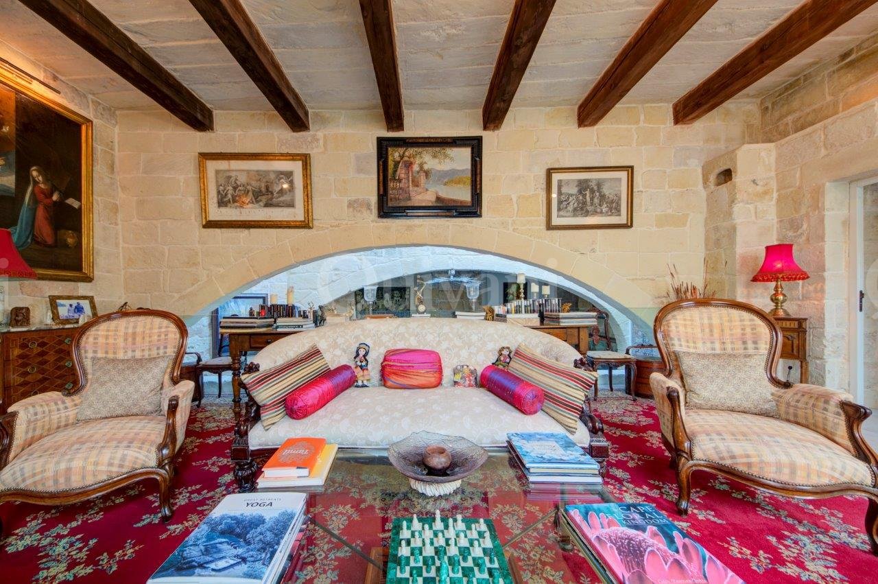 Naxxar, Finished House of Character