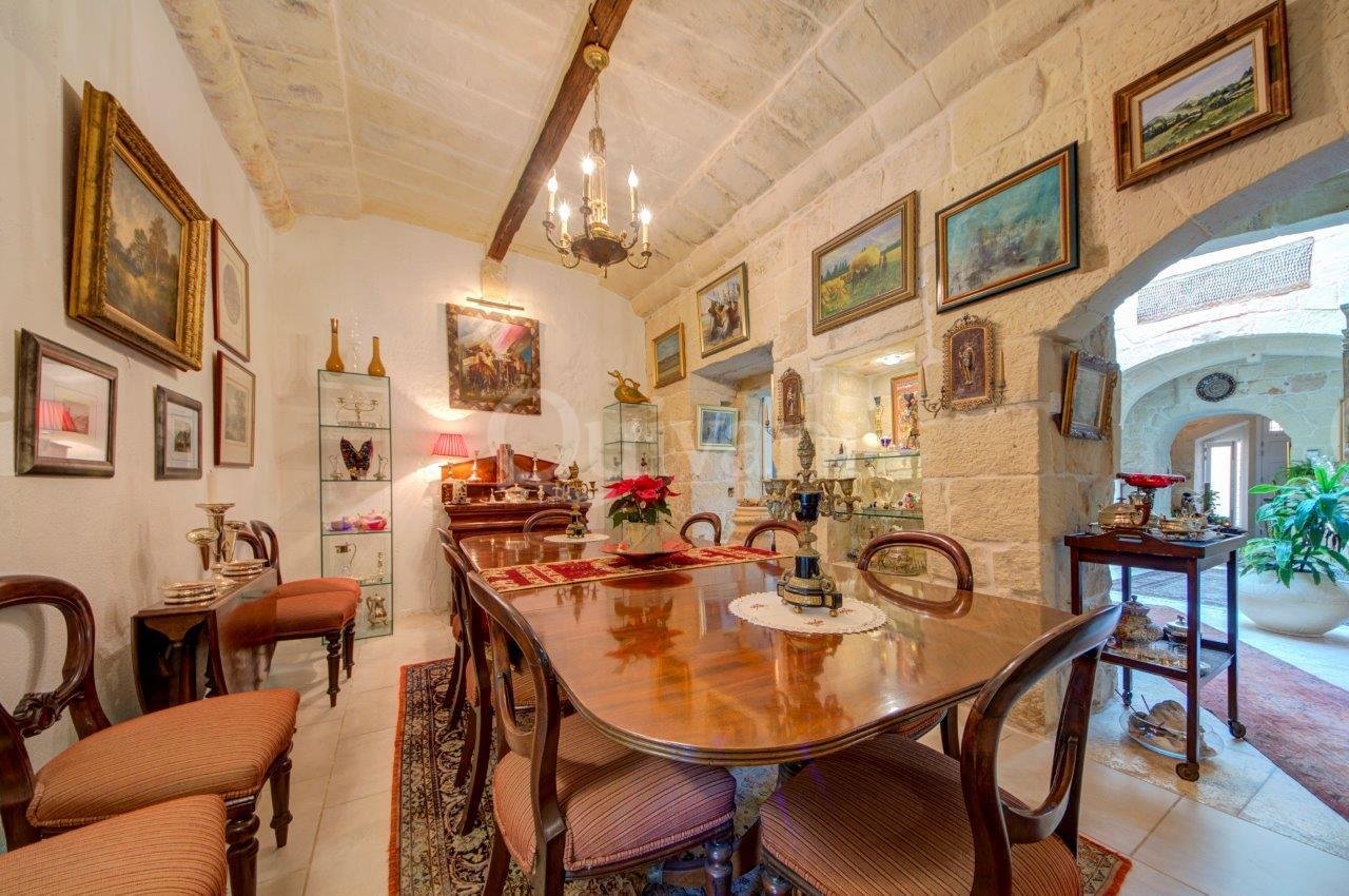 Naxxar, Finished House of Character