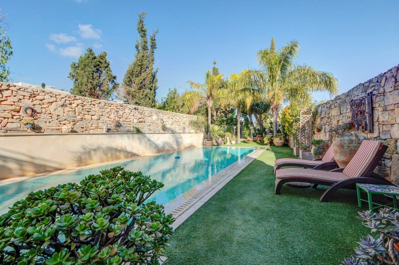 Naxxar, Finished House of Character