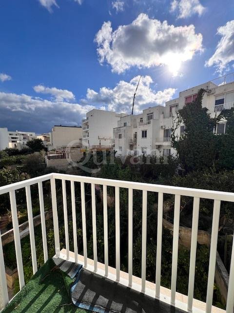 Swieqi, Furnished Apartment