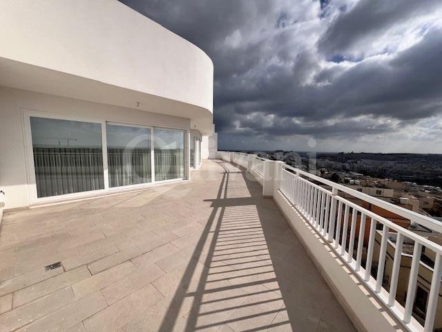 Kappara, Furnished Penthouse