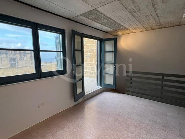 Valletta, Furnished Penthouse