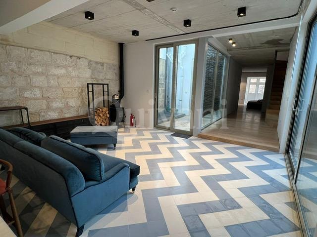 Valletta, Furnished Penthouse