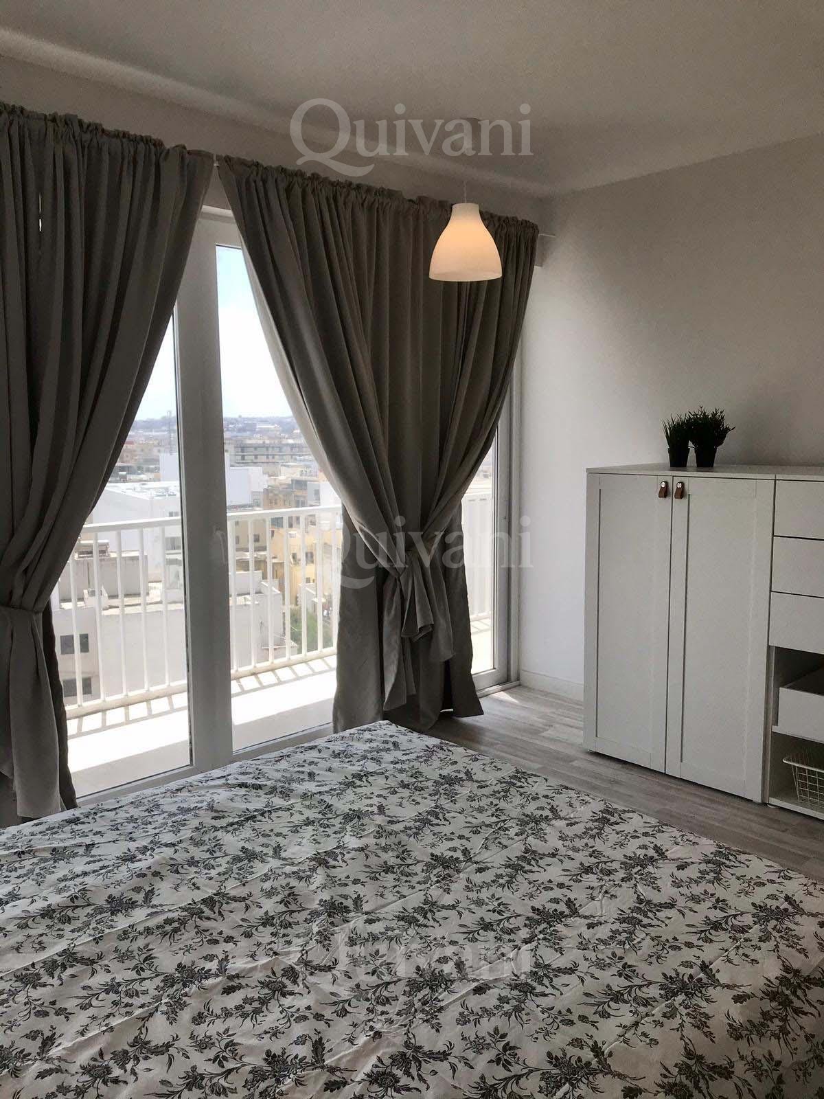 Gwardamangia, Furnished Penthouse