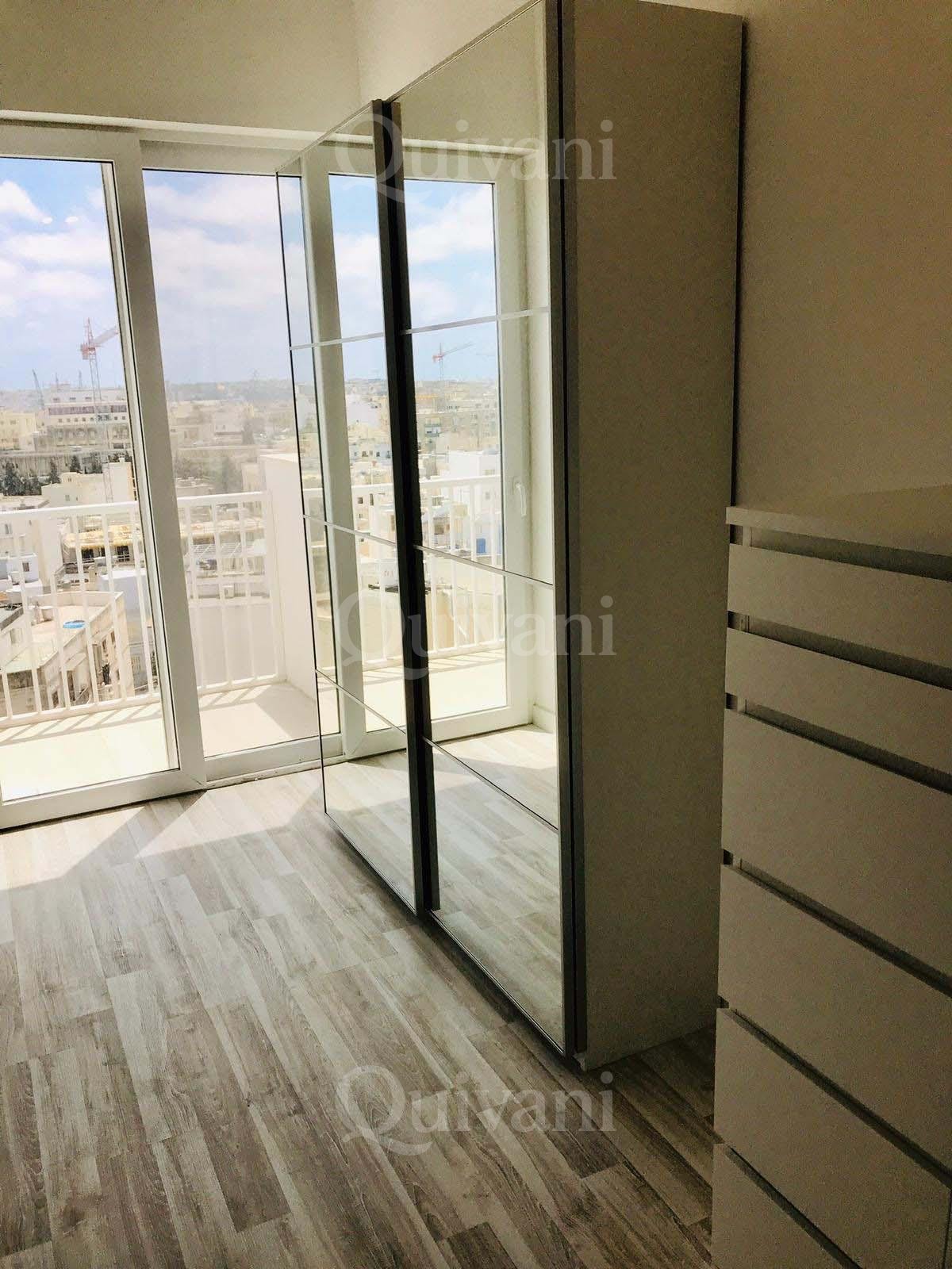 Gwardamangia, Furnished Penthouse