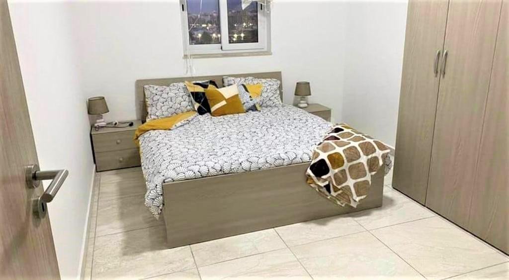 Gzira, Furnished Penthouse