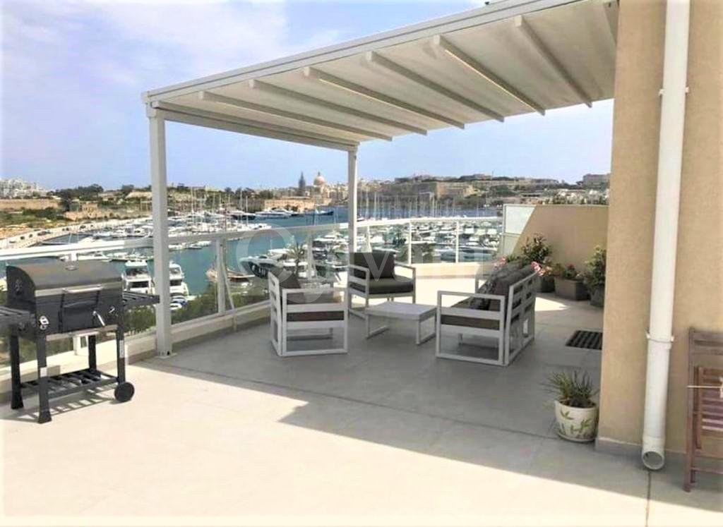 Gzira, Furnished Penthouse