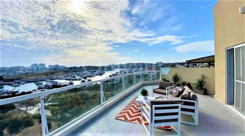 Gzira, Furnished Penthouse