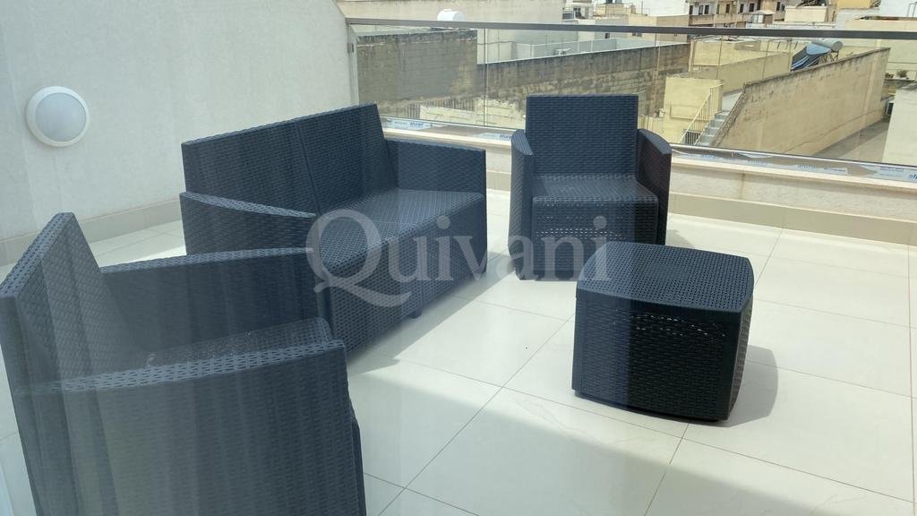 Birkirkara, Furnished Penthouse
