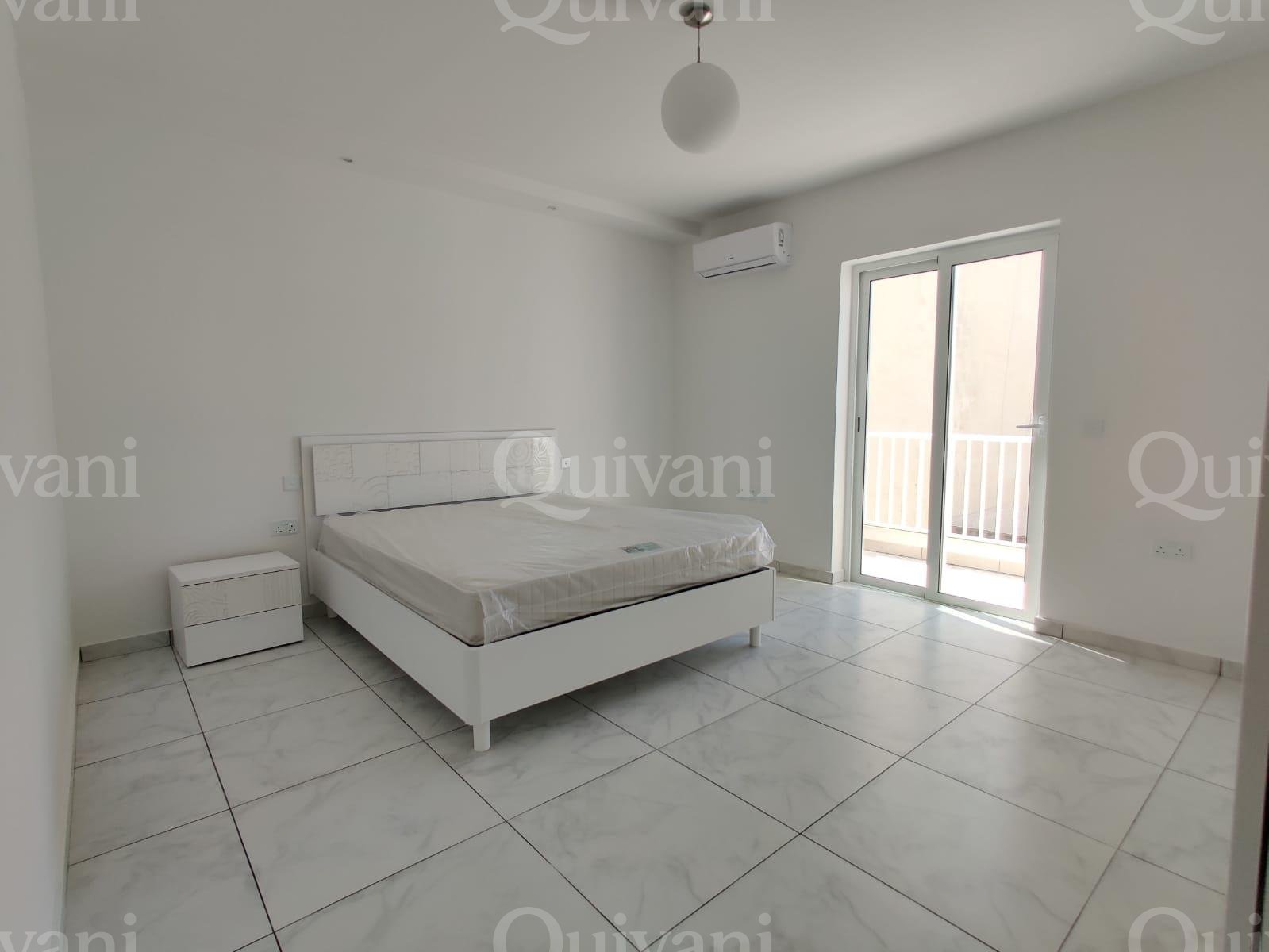 Qawra, Furnished Apartment