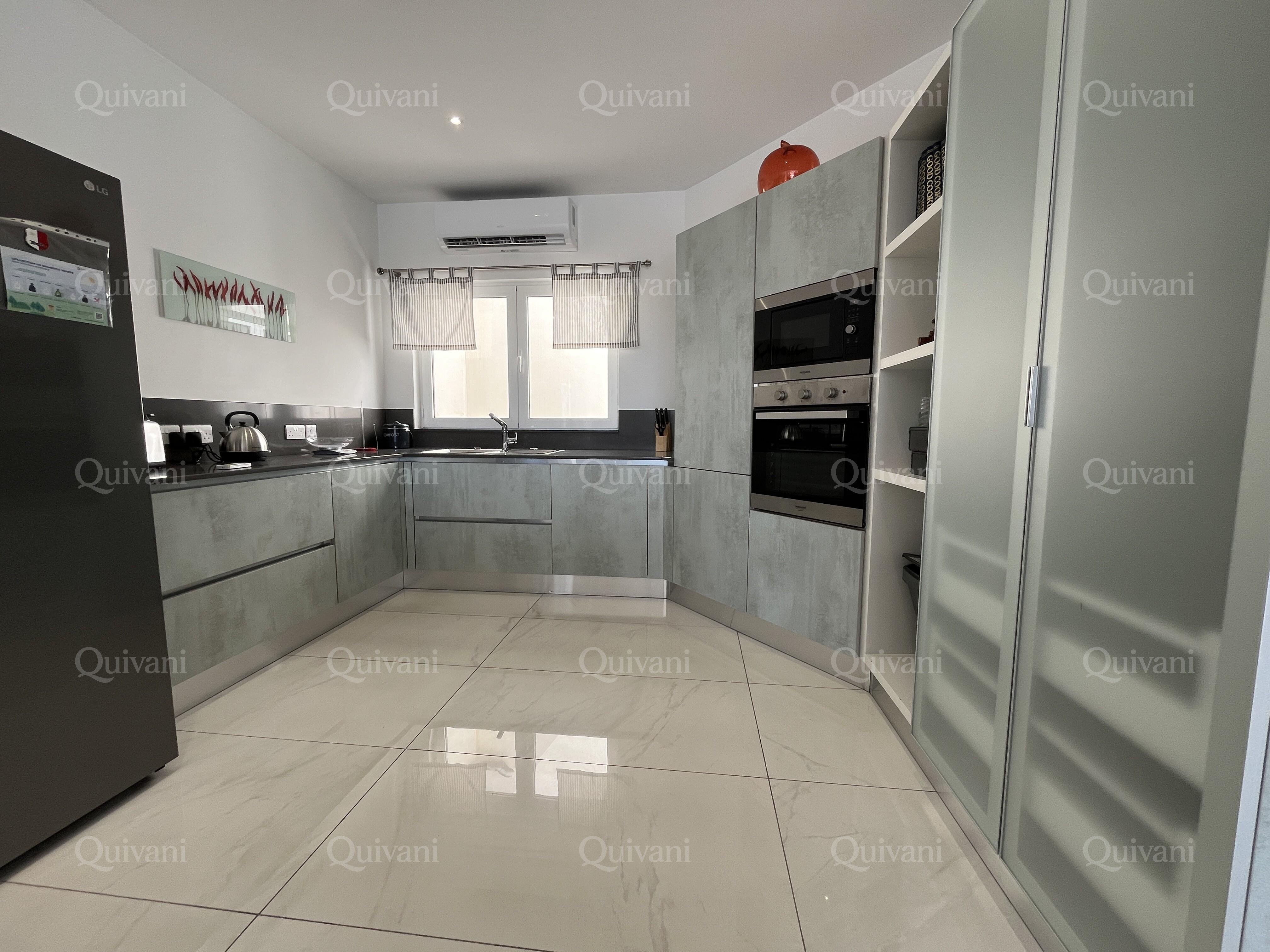 Sliema, Furnished Penthouse