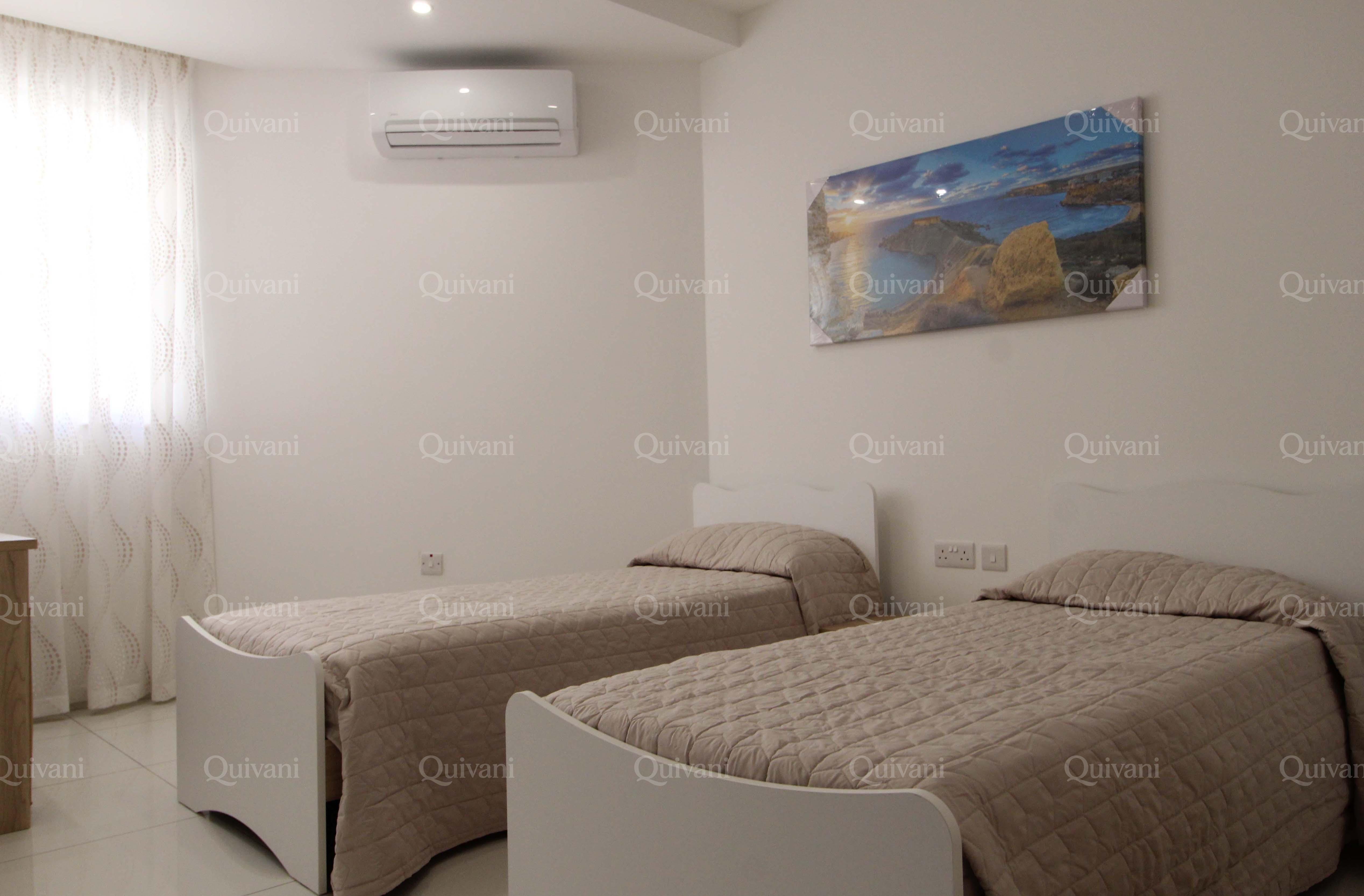 Qawra, Furnished Apartment
