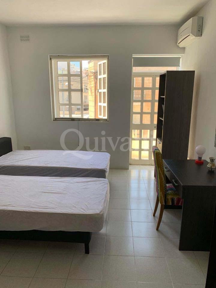 Swieqi, Furnished Terraced House