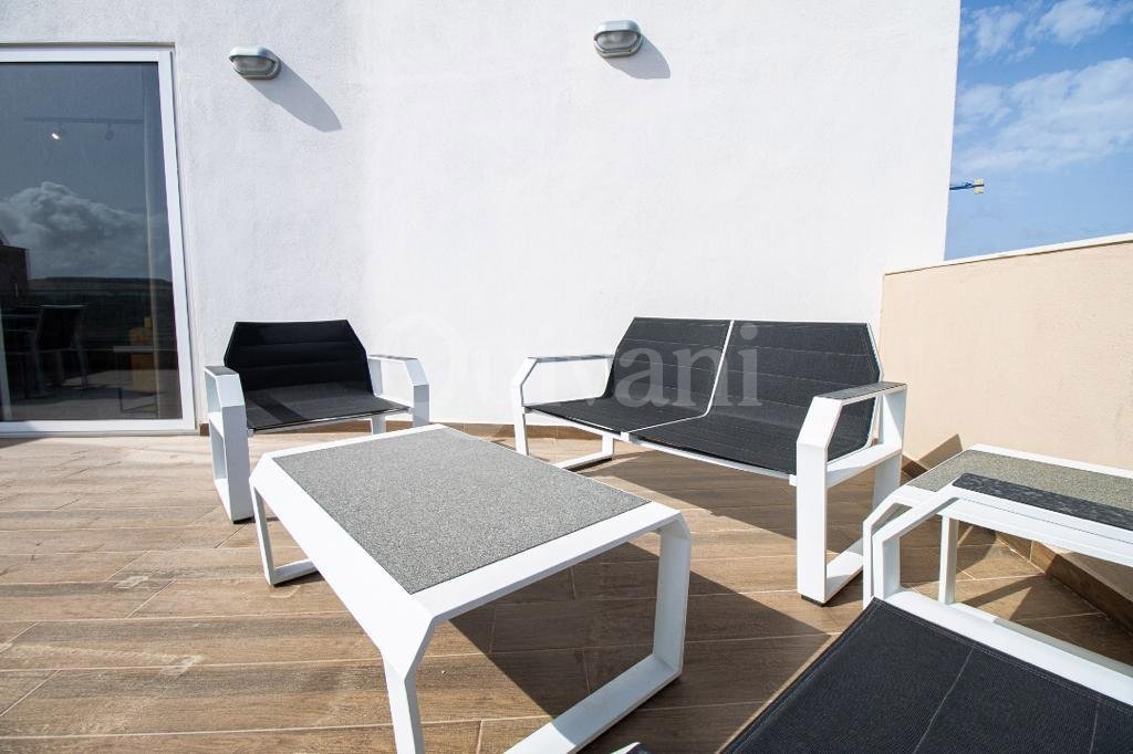 Qawra, Furnished Penthouse