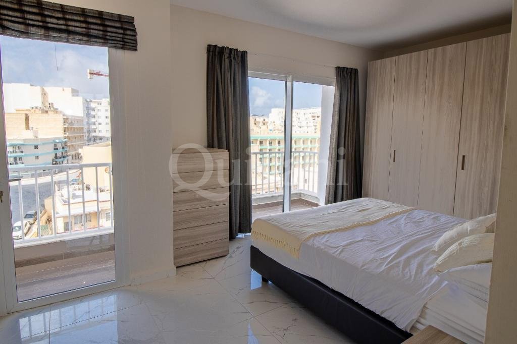 Qawra, Furnished Penthouse