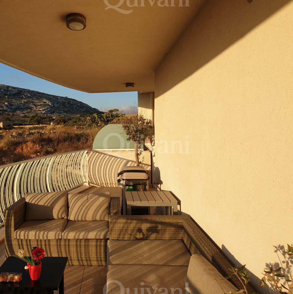 Bahar ic-Caghaq, Furnished Apartment